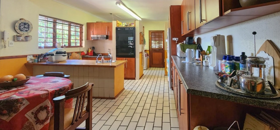 4 Bedroom Property for Sale in Hartbeesfontein North West
